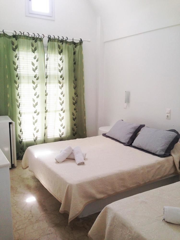 Join Us Low Cost Rooms Kamari  Exterior photo